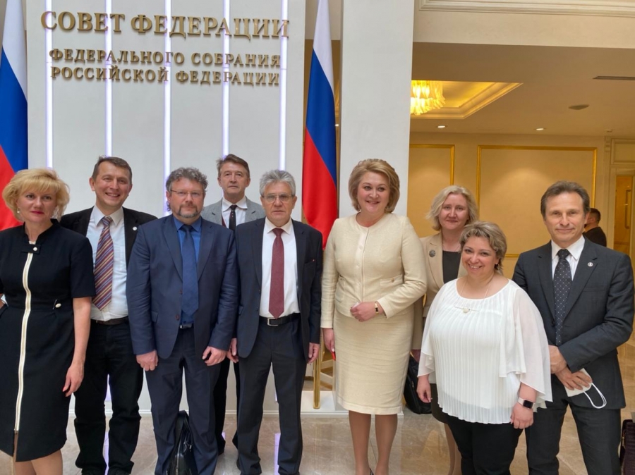 Представители Координационного совета профессоров РАН приняли участие в парламентских слушаниях в Совете Федерации
